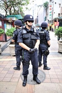 guangzhou police patrol armed guns