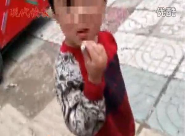 beggar child smoking suqian jiangxi